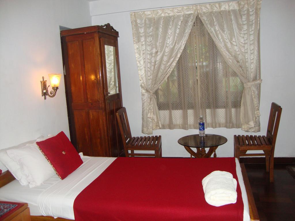 Lazar Residency Homestay Kochi Szoba fotó