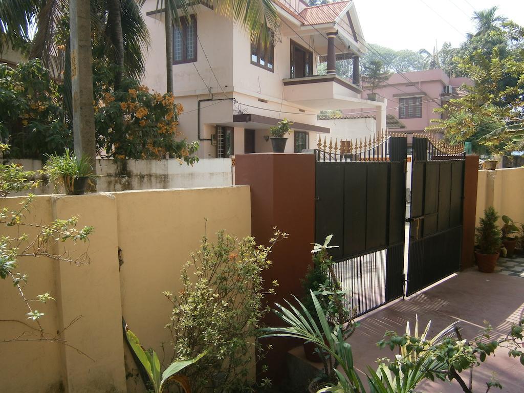 Lazar Residency Homestay Kochi Kültér fotó